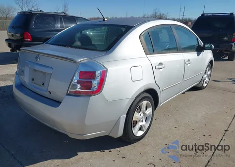 2008 Nissan Sentra 2.0S z USA, uszkodzony, nr VIN 3N1AB61E88L642785